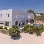 Casa de Férias Ferienvilla Chloe Mit Terrasse Und Garten By Interhome