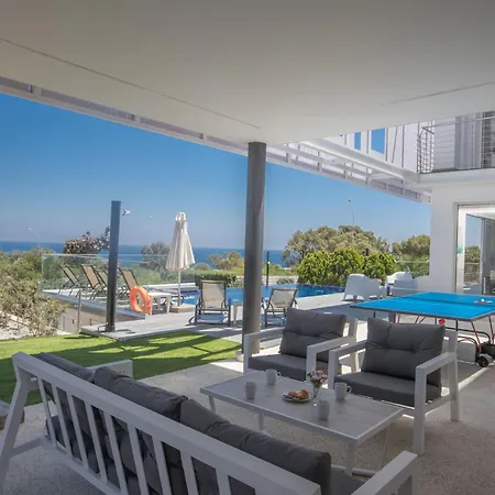 Σπίτι διακοπών Ferienvilla Chloe Mit Terrasse Und Garten By Interhome