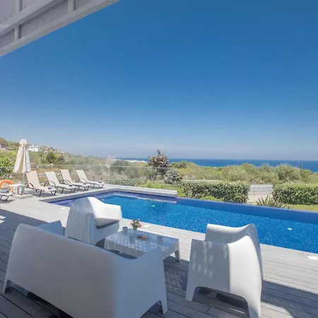 Σπίτι διακοπών Ferienvilla Chloe Mit Terrasse Und Garten By Interhome
