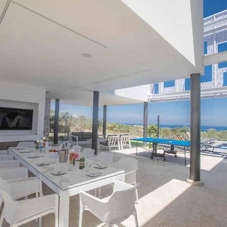 Ferienvilla Chloe Mit Terrasse Und Garten By Interhome Σπίτι διακοπών *