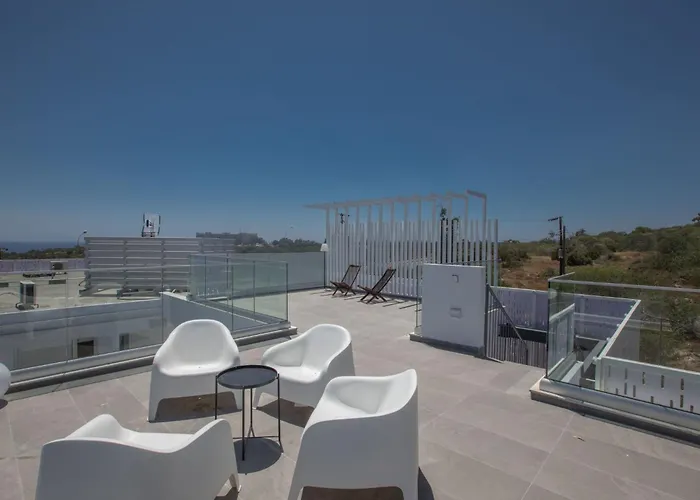 Ferienvilla Chloe Mit Terrasse Und Garten By Interhome 別荘