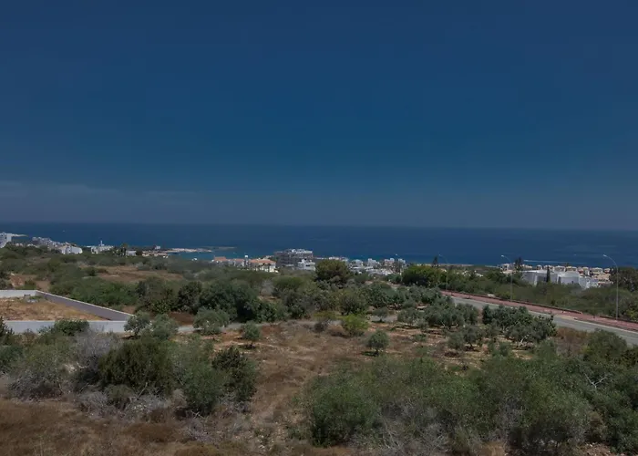 Ferienvilla Chloe Mit Terrasse Und Garten By Interhome 別荘 プロタラス