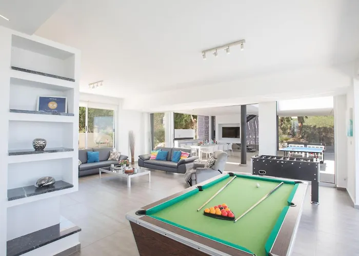 Ferienvilla Chloe Mit Terrasse Und Garten By Interhome Prázdninový dům *