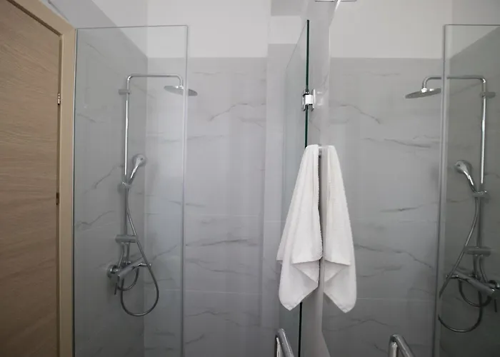 Ferienvilla Chloe Mit Terrasse Und Garten By Interhome Feriehus Protaras